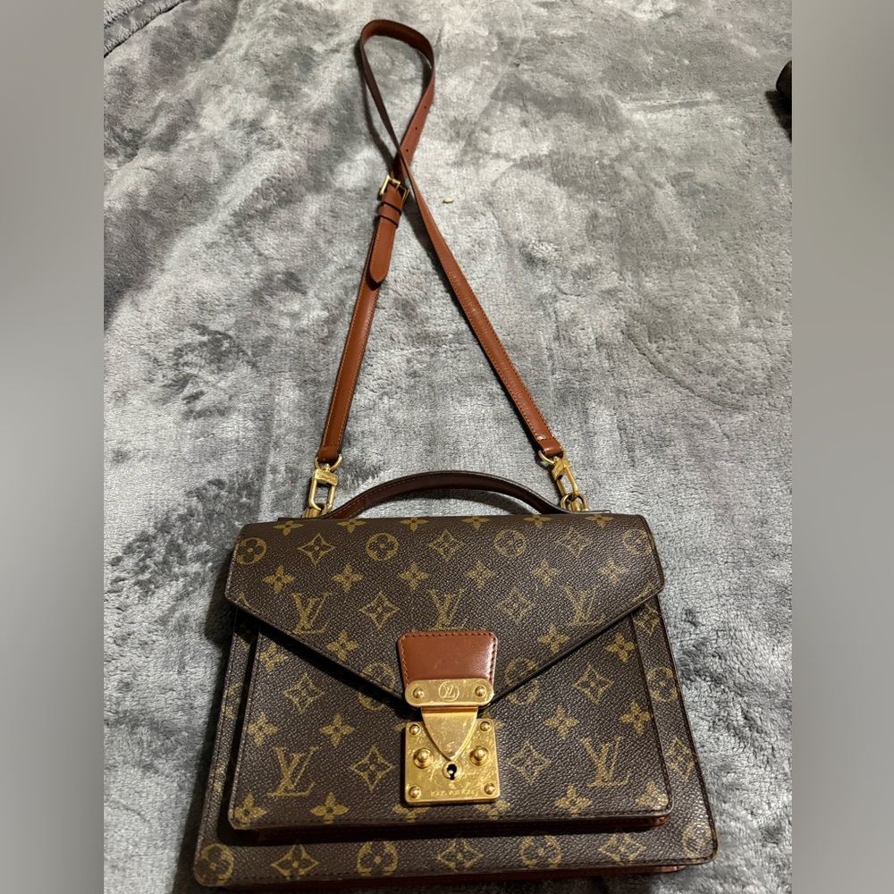 Authentic Vintage Louis Vuitton Monceau 28 Cross Body